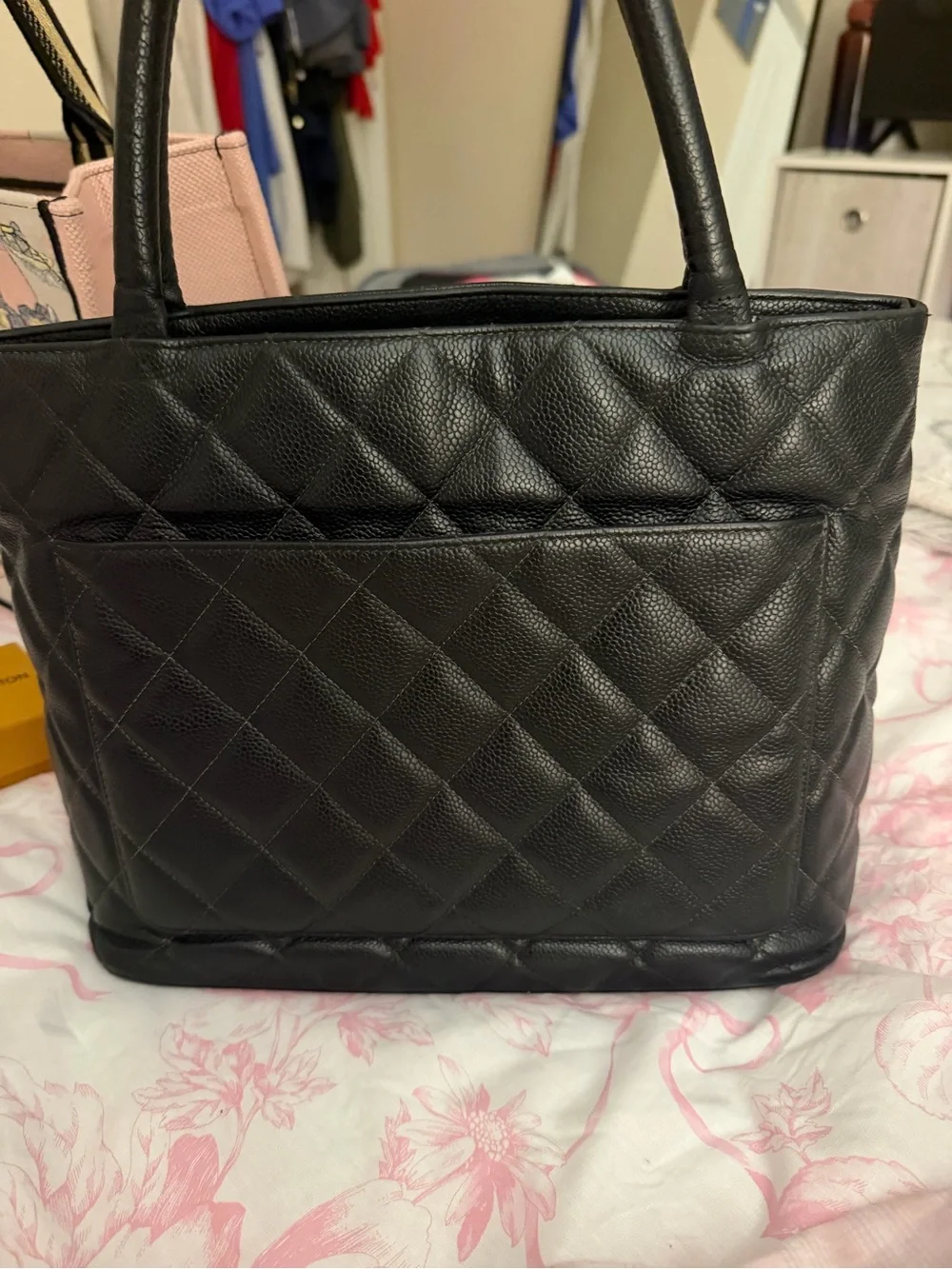 Chanel Medallion quilted caviar Leather Tote with Interlocking Logo